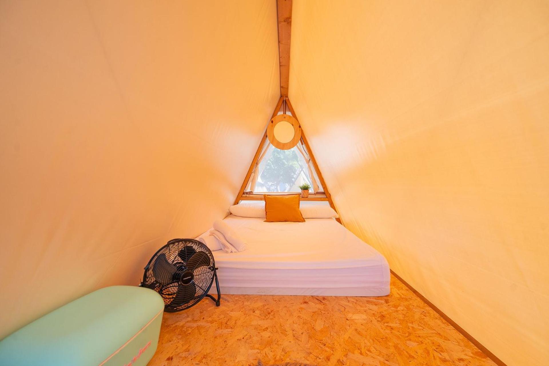 Kampaoh Trafalgar Luxury tent *
